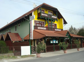 Гостиница Hotel Napsugár  Балатонмариафюрде